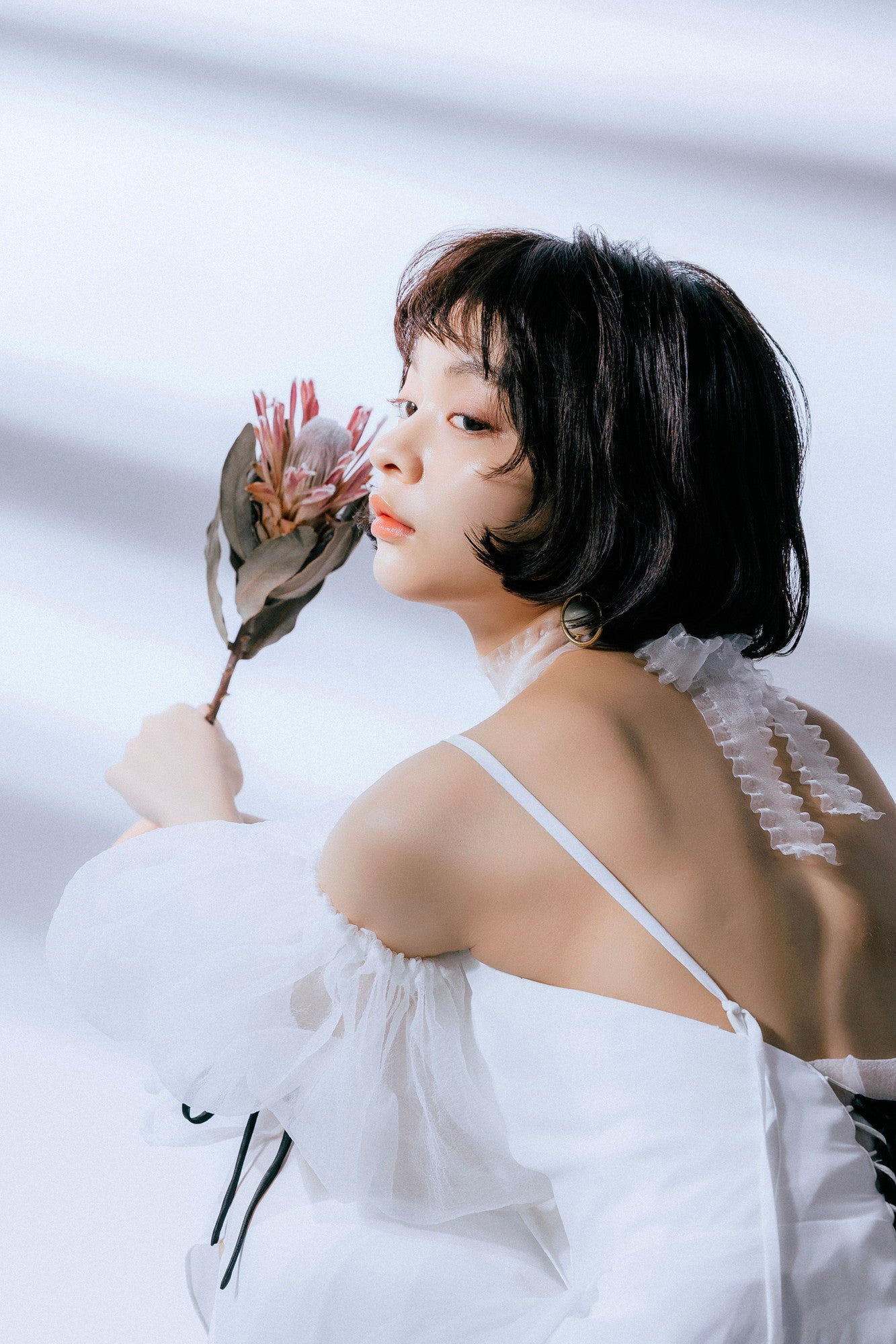 sheer puff sleeve dress(White)